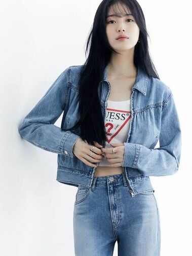 Suzy (수지)